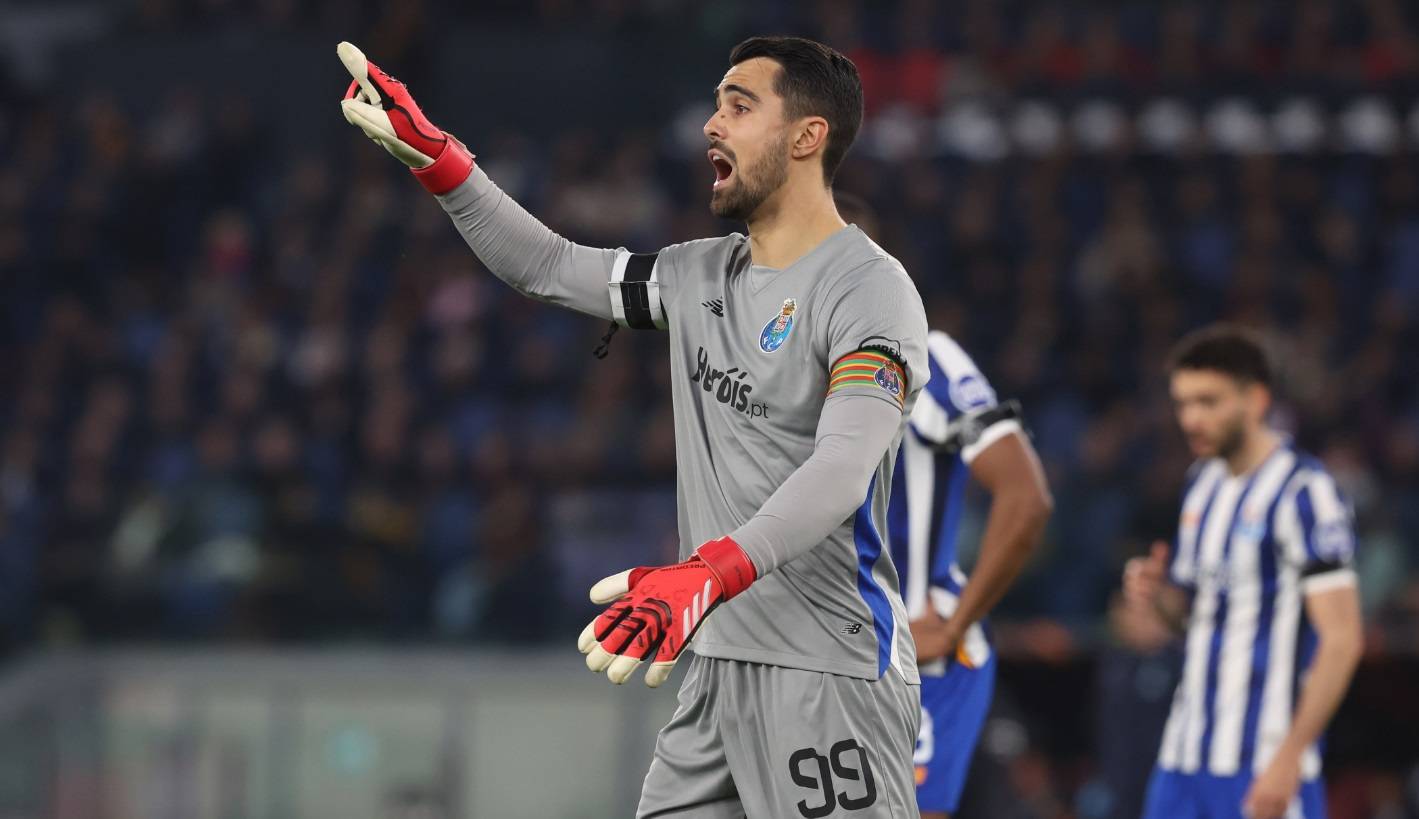 哈里斯被视 哈里斯被视