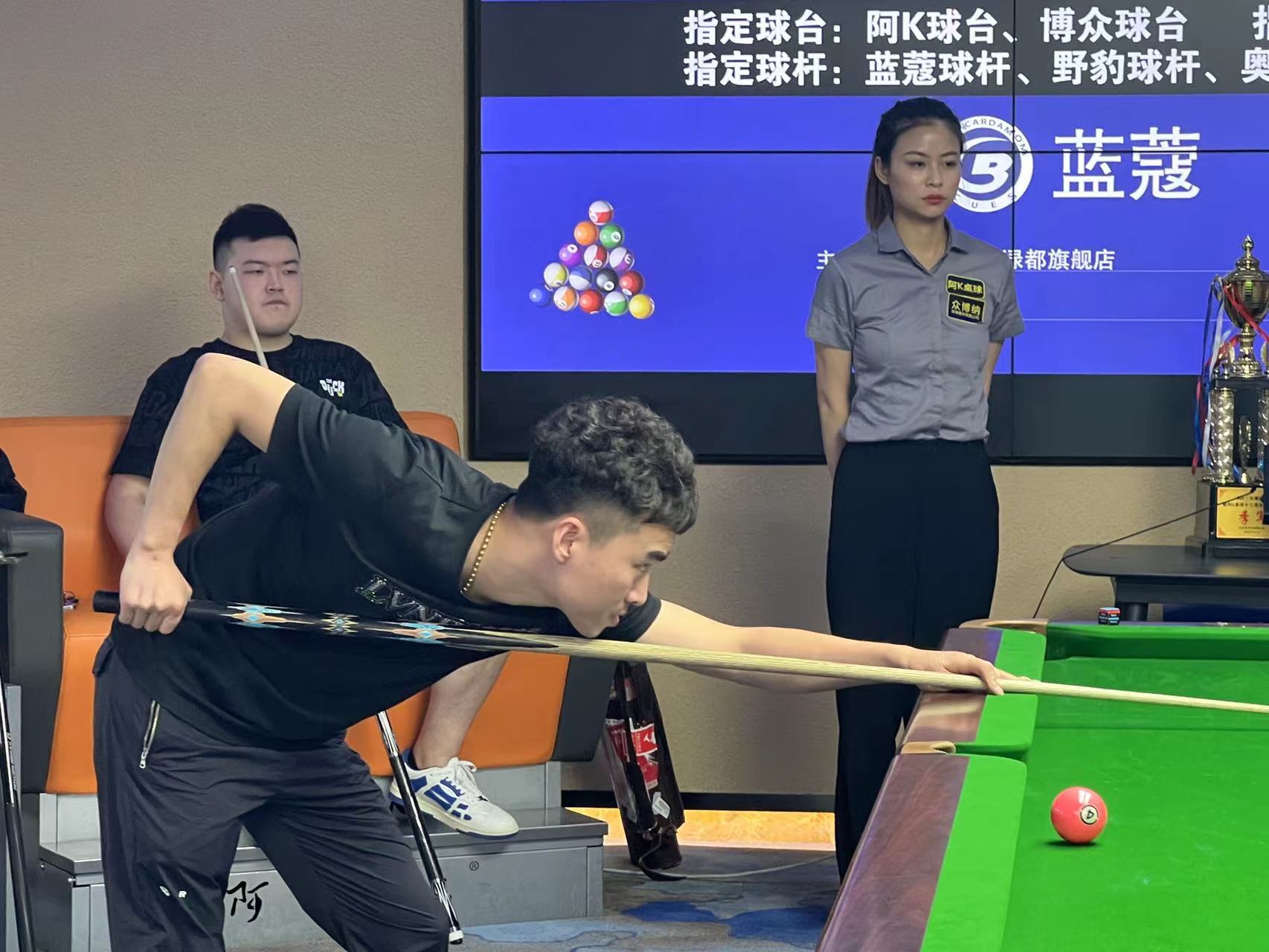 里斯更多的 里斯更多的